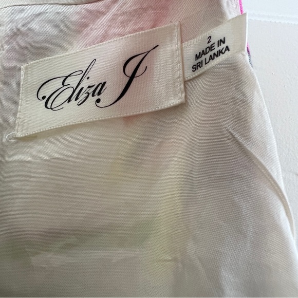LIKE NEW Eliza J A Line Dress - Picture 7 of 9